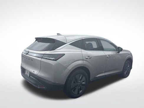 Used 2025 Nissan Murano SL AWD/4WD image 3