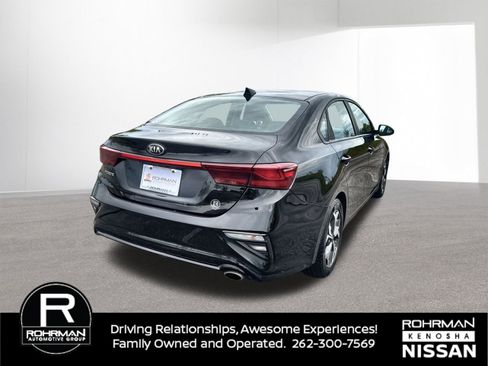 Used 2021 Kia Forte LXS FWD image 4