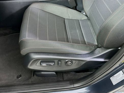 Certified 2026 Honda CR-V Sport image 9