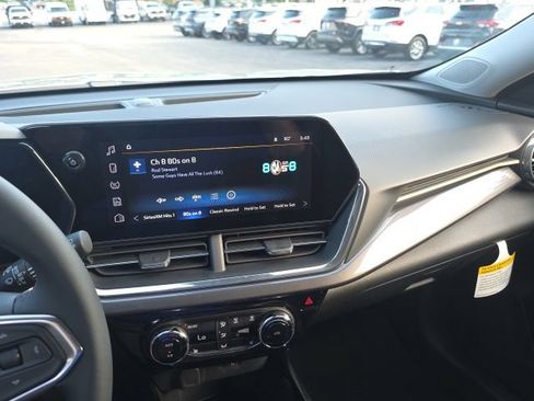 New 2026 Chevrolet Trax ACTIV w/ Driver Confidence Package FWD image 20