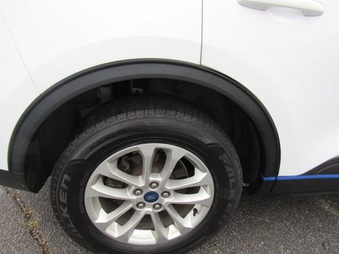 Used 2022 Ford Escape SE w/ Convenience Package image 9