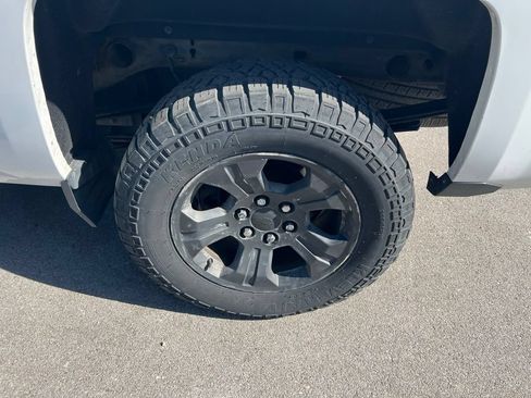 Used 2019 Chevrolet Silverado 1500 LT w/ All Star Edition AWD/4WD image 13