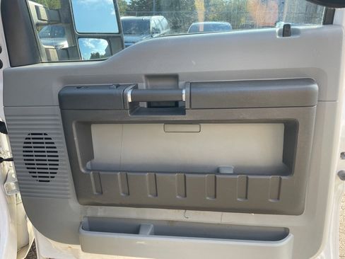 Used 2014 Ford F350 XL image 29