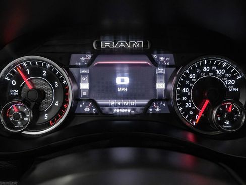 Used 2019 RAM 2500 Laramie image 18