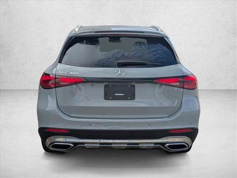 New 2026 Mercedes-Benz GLC 300 image 8