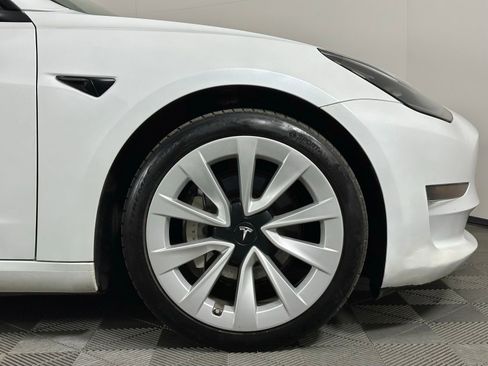 Used 2023 Tesla Model 3 Standard Range image 8