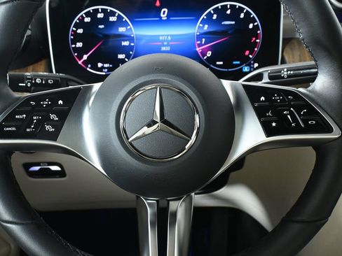 Certified 2026 Mercedes-Benz GLC 300 4MATIC image 19