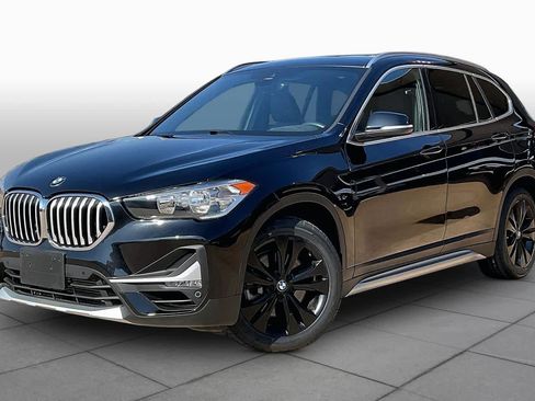 Used 2020 BMW X1 xDrive28i w/ Convenience Package AWD/4WD image 3