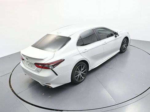 Used 2023 Toyota Camry SE FWD image 29