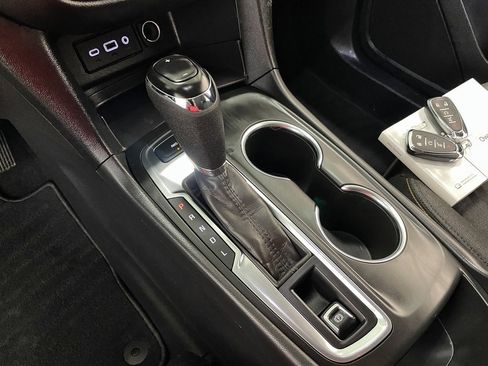 Certified 2021 Chevrolet Equinox LT image 30