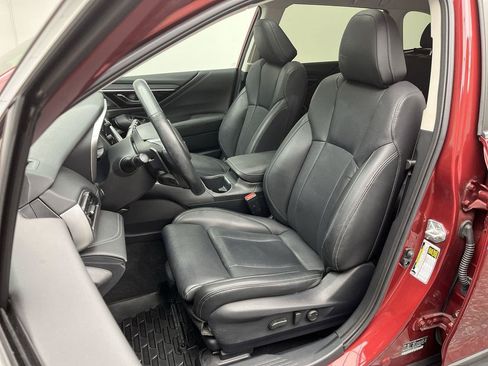 Used 2022 Subaru Outback Limited w/ Popular Package #2 AWD/4WD image 12
