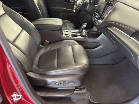 Used 2023 Chevrolet Traverse RS w/ LPO, Cargo Package AWD/4WD image 24