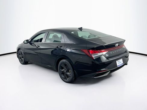 Used 2023 Hyundai Elantra SEL image 7