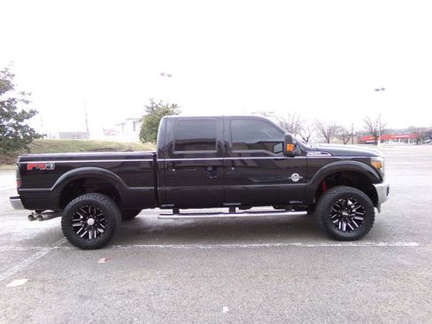 Used 2016 Ford F350 Lariat w/ Lariat Ultimate Package image 5