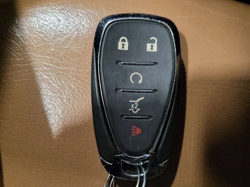 Used 2023 Chevrolet Equinox LT image 32