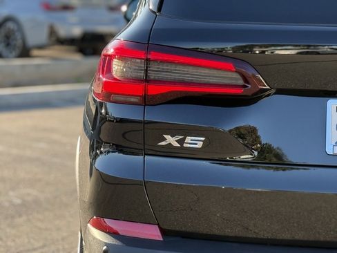 Certified 2023 BMW X5 sDrive40i w/ Premium Package image 15