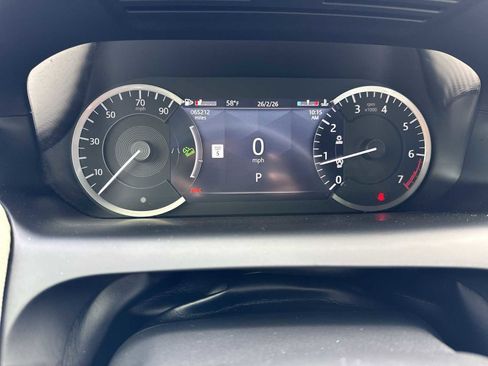 Used 2022 Land Rover Discovery Sport S R-Dynamic image 32