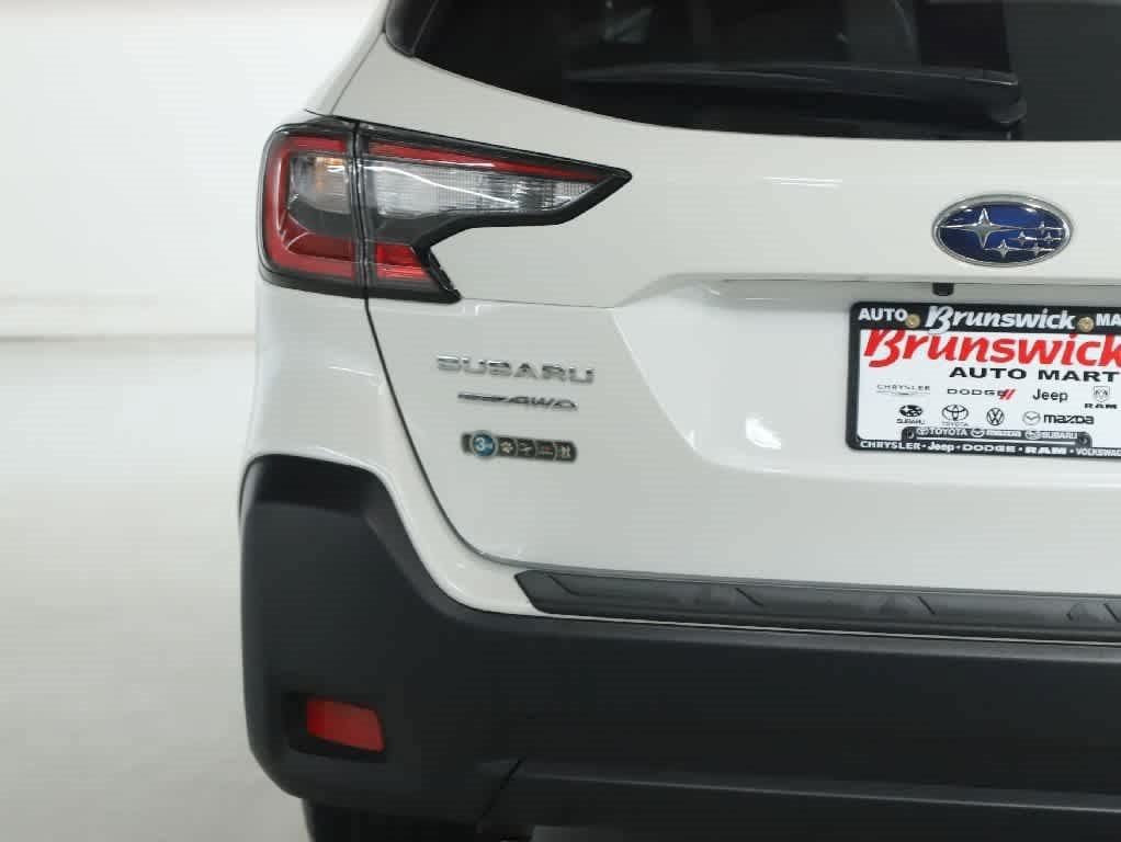 Certified 2025 Subaru Outback Premium w/ Popular Package #1A AWD/4WD image 41