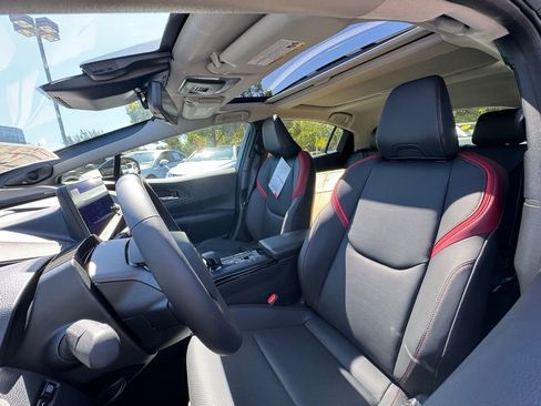 New 2026 Toyota Prius Plug-In Hybrid image 15