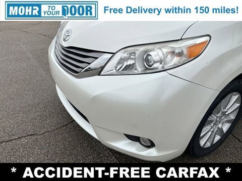 Used 2017 Toyota Sienna XLE Premium image 40