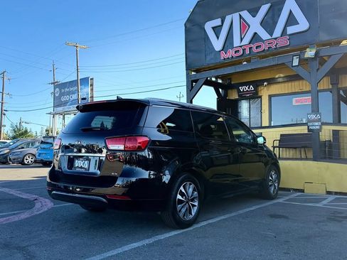 Used 2015 Kia Sedona SX FWD image 7