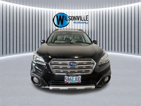 Used 2017 Subaru Outback 2.5i Limited image 4