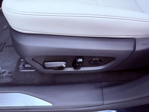 Certified 2025 Lexus RX 350 Premium w/ Accessory Package (Z1) image 20