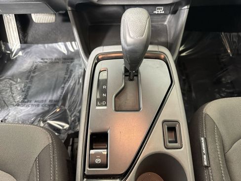 Used 2024 Subaru Crosstrek 2.0i image 16
