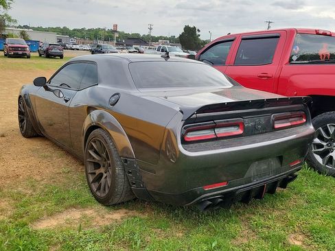 Used 2020 Dodge Challenger R/T Scat Pack image 3