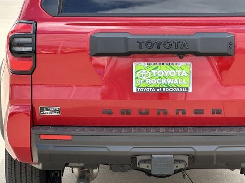 New 2026 Toyota 4Runner SR5 image 5