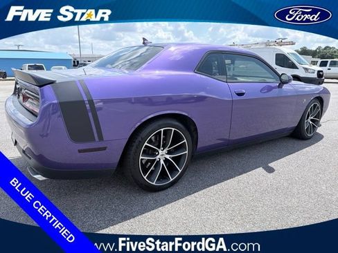 Used 2018 Dodge Challenger R/T Scat Pack RWD image 3