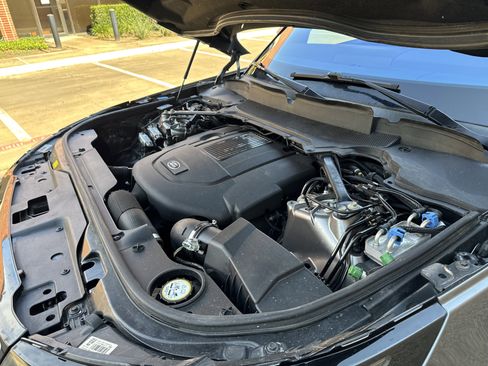 Used 2017 Land Rover Discovery HSE AWD/4WD image 36