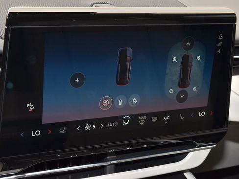 New 2026 Lincoln Nautilus Premier image 35