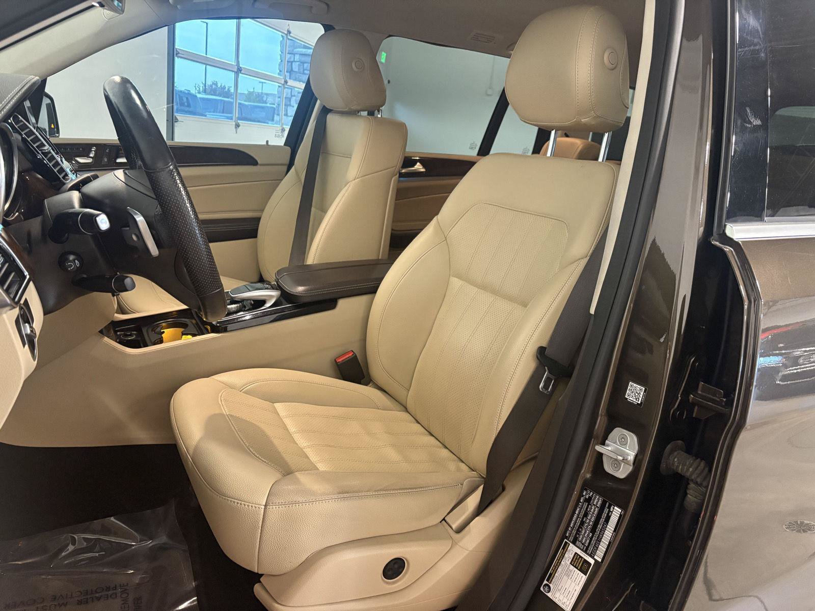 Used 2017 Mercedes-Benz GLS 450 4MATIC image 12