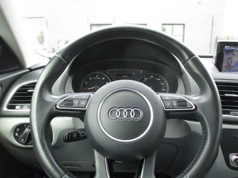 Used 2016 Audi Q3 2.0T Premium Plus w/ Technology Package AWD/4WD image 25