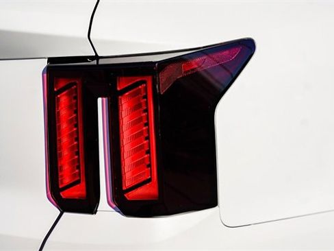 New 2026 Kia Sorento S w/ S Panoramic Sunroof Package image 8