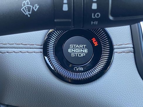 New 2026 Jeep Compass Limited image 24