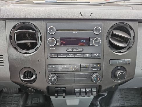 Used 2014 Ford F350 XL w/ Power Equipment Group RWD image 18