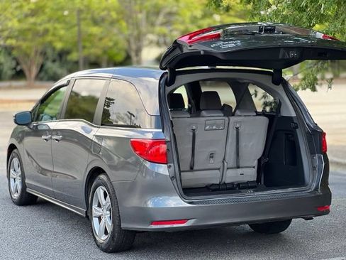 Used 2018 Honda Odyssey EX image 37