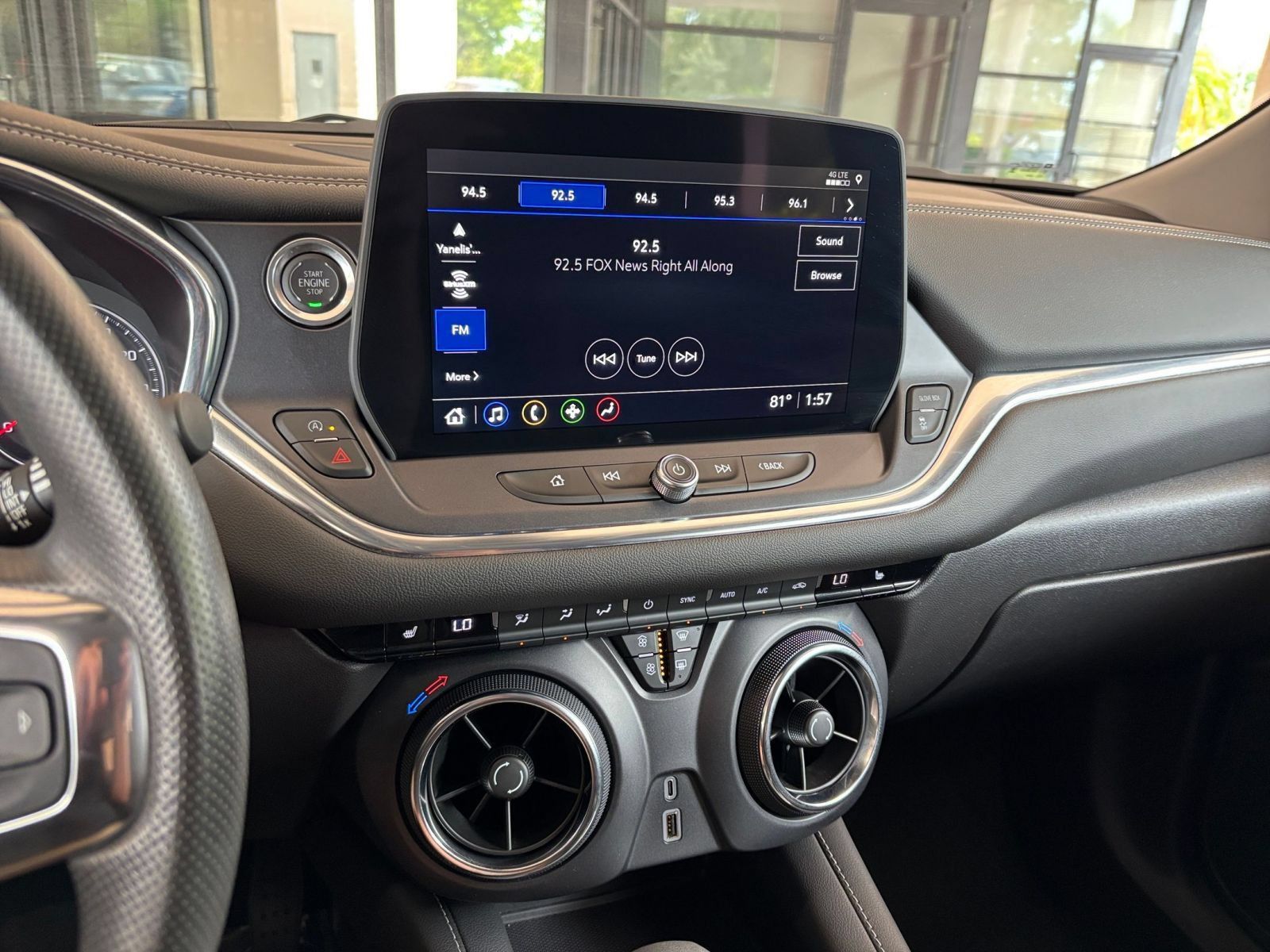 Used 2026 Chevrolet Blazer LT FWD image 16