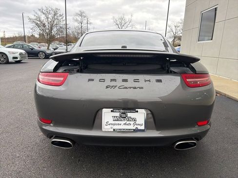 Used 2015 Porsche 911 Carrera image 4