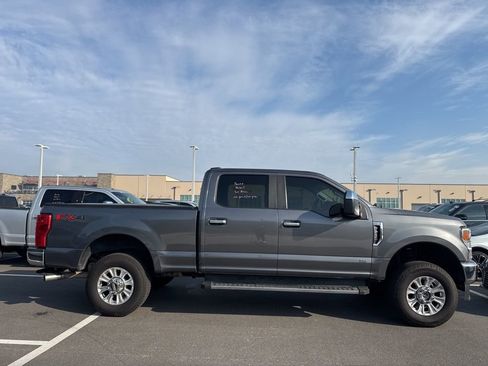 Used 2021 Ford F250 XL w/ STX Appearance Package image 2