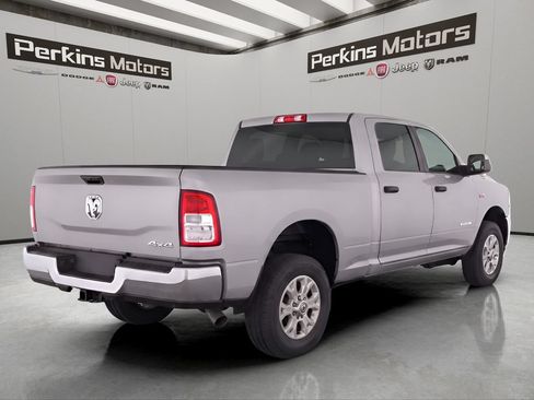 Used 2022 RAM 2500 Big Horn w/ Level A Equipment Group AWD/4WD image 5