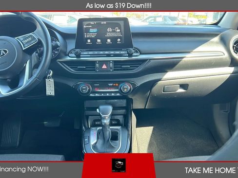 Used 2019 Kia Forte S w/ S Premium Package FWD image 11