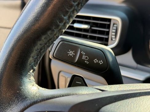 Used 2020 Ford Explorer XLT w/ Equipment Group 202A image 37