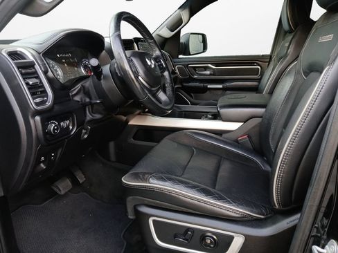 Used 2019 RAM 1500 Laramie AWD/4WD image 19