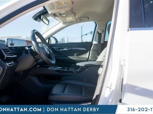 Used 2024 Buick Envision Preferred image 3