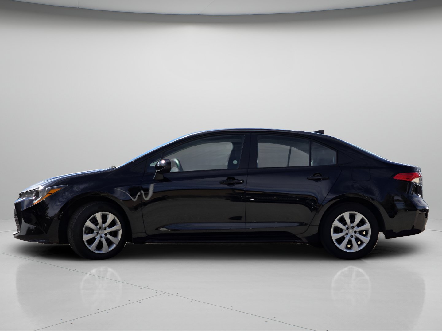 Used 2026 Toyota Corolla LE FWD image 19