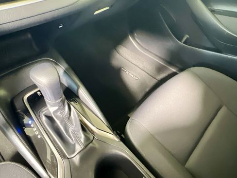 Used 2023 Toyota Corolla LE FWD image 25