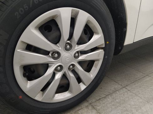 Used 2021 Kia Soul LX FWD image 31